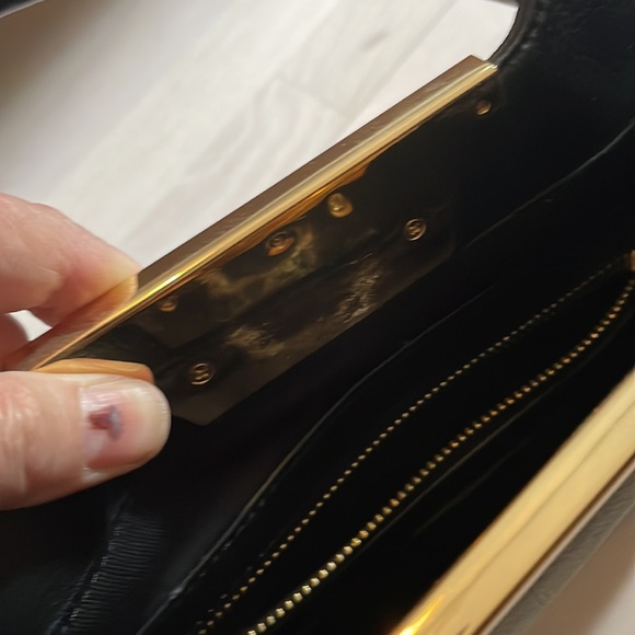 Chic leather & suede tote with shoulder strap - Picture 3 of 6